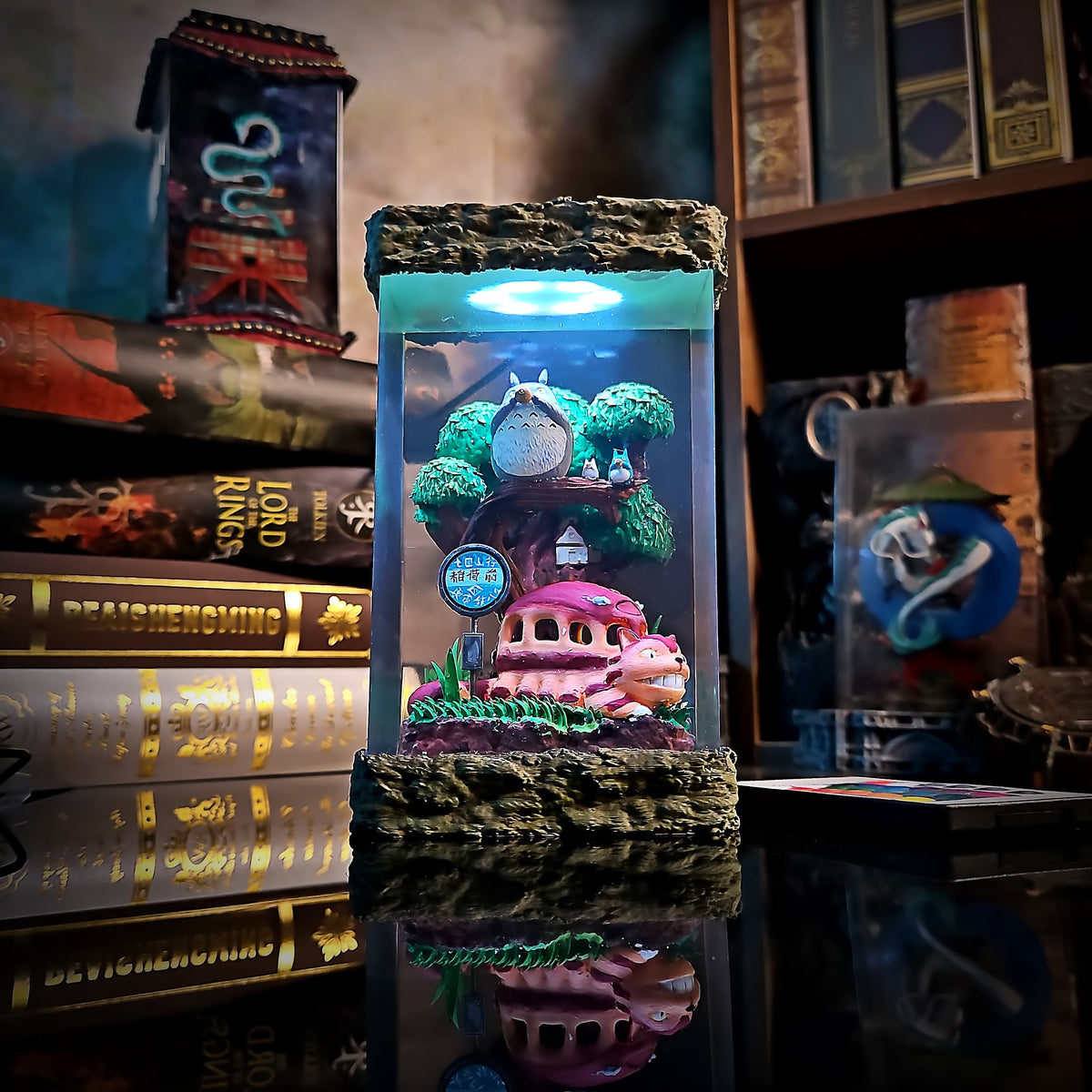 Đèn totoro