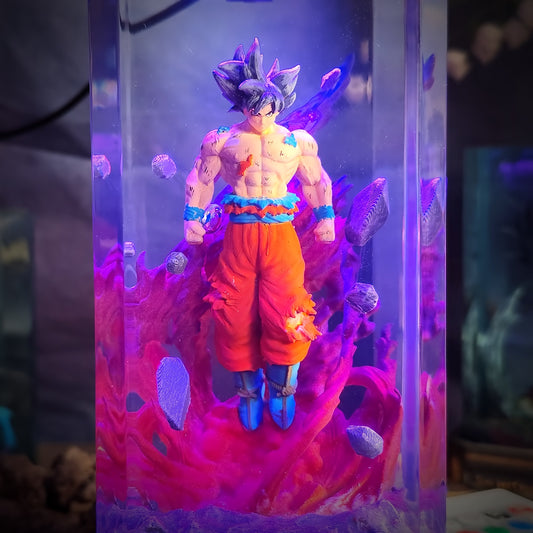 Đèn Goku Ultra