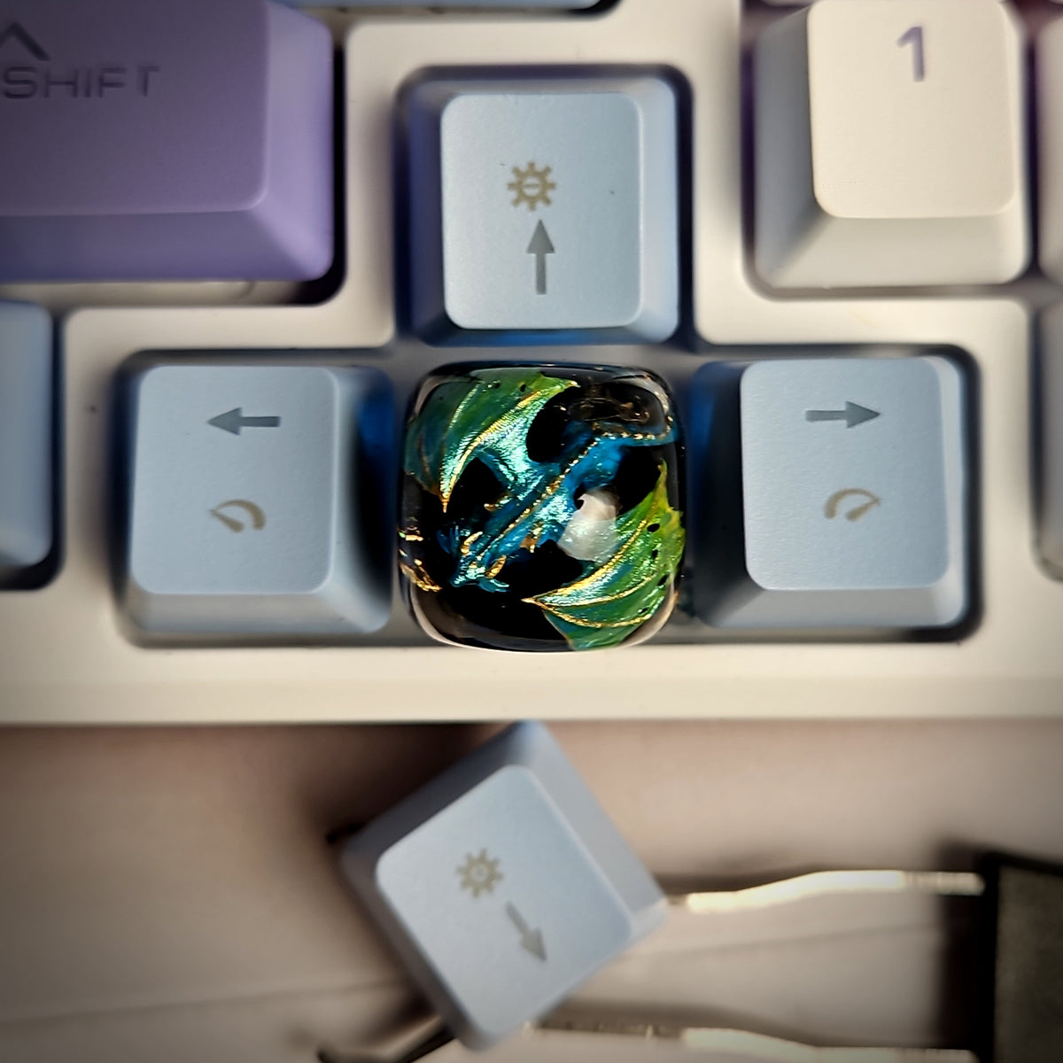 Dragon V1 Dom keycap