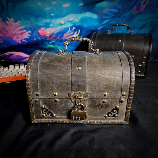 Hộp đèn Leviathan Resin